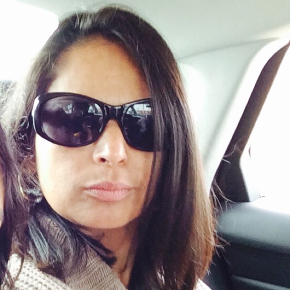 Meet your Posher, Yassi